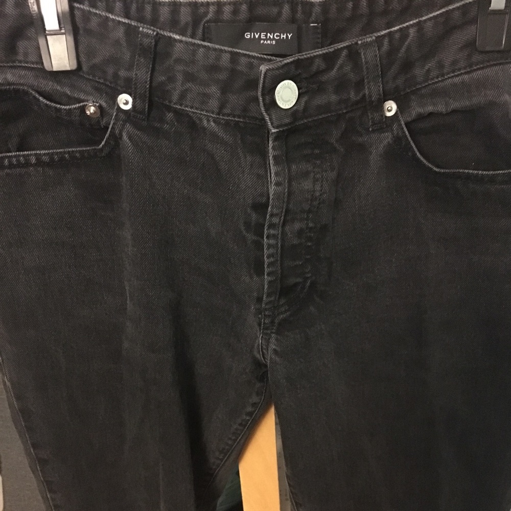 Givenchy Slim/Skinny Jeans Size 33